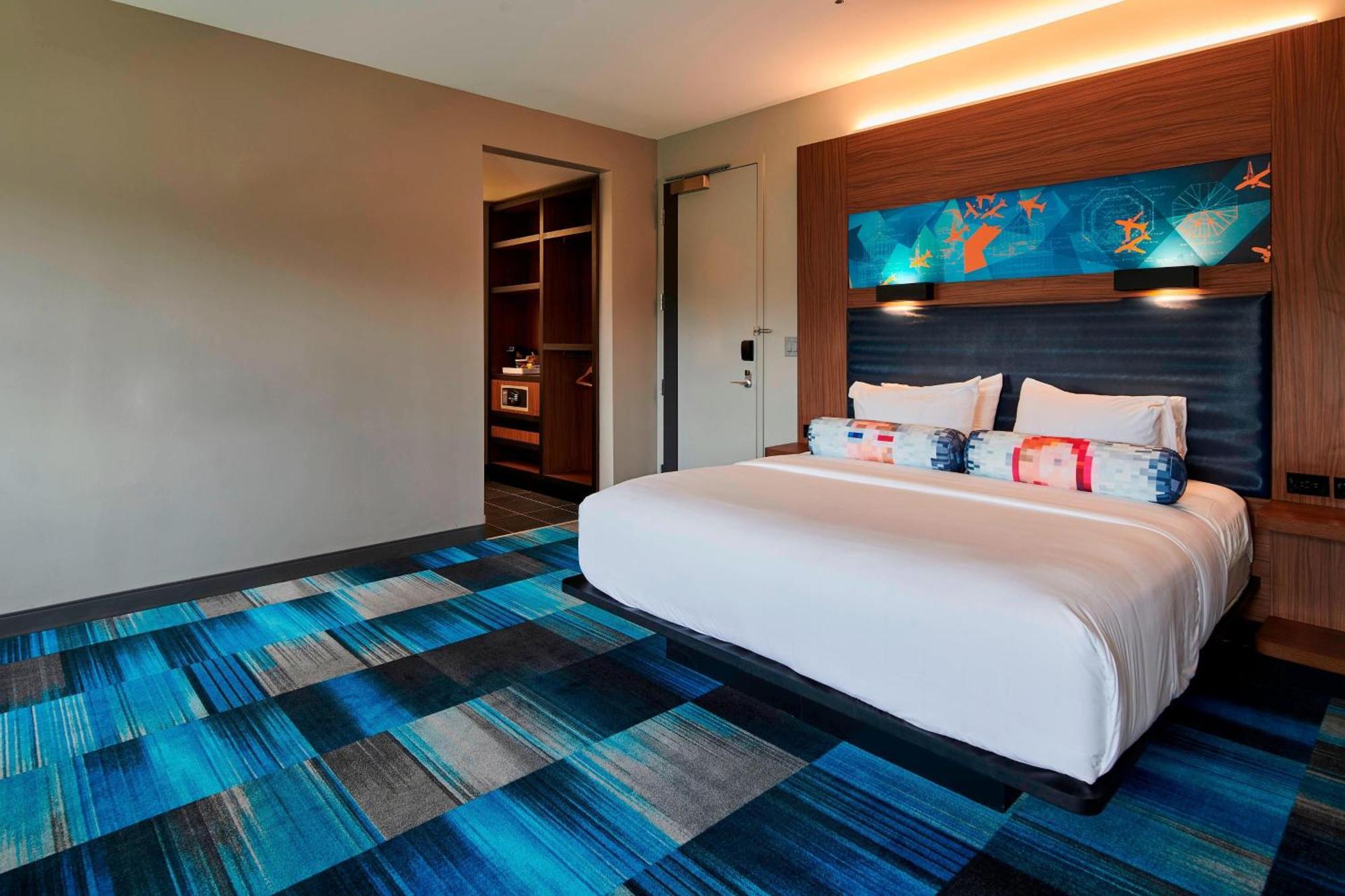 Aloft Cleveland Airport Hotel North Olmsted Buitenkant foto